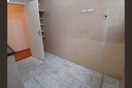 Casa à venda com 60m², 2 quartos e 1 vaga