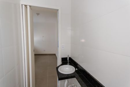Apartamento à venda com 98m², 2 quartos e 2 vagas Apartamento à venda com 98m², 2 quartos e 2 vagasBanheiro da Suíte