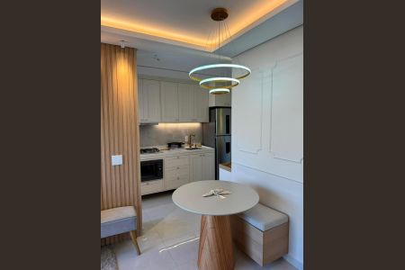 Apartamento à venda com 2 quartos, 37m² em Jurubatuba, São Paulo