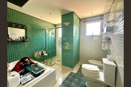 Apartamento à venda com 270m², 2 quartos e 7 vagas