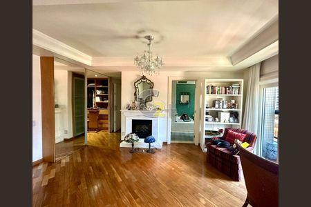 Apartamento à venda com 270m², 2 quartos e 7 vagas