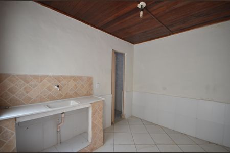 Sala e Cozinha de casa para alugar com 1 quarto, 25m² em Osvaldo Cruz, Rio de Janeiro