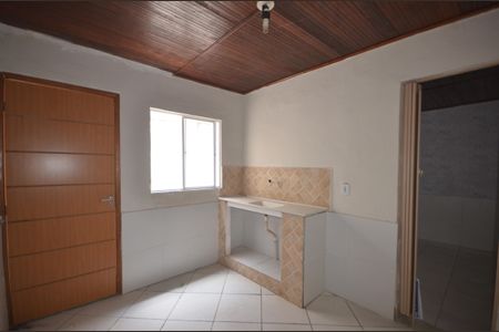 Sala e Cozinha de casa para alugar com 1 quarto, 25m² em Osvaldo Cruz, Rio de Janeiro