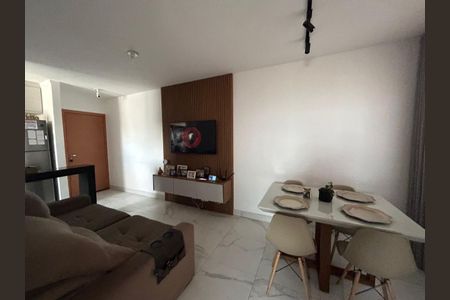 Foto 01 de apartamento à venda com 2 quartos, 50m² em Planalto, Belo Horizonte