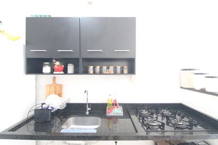 Cozinha de apartamento à venda com 1 quarto, 28m² em Socorro, São Paulo