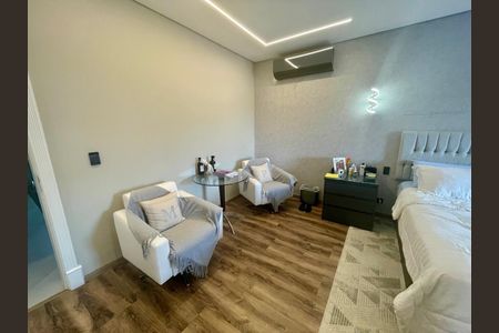 Casa de condomínio à venda com 360m², 3 quartos e 4 vagas Casa de condomínio à venda com 360m², 3 quartos e 4 vagasFoto 52