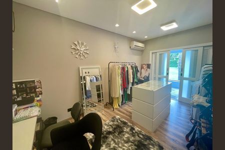 Casa de condomínio à venda com 360m², 3 quartos e 4 vagas Casa de condomínio à venda com 360m², 3 quartos e 4 vagasFoto 37