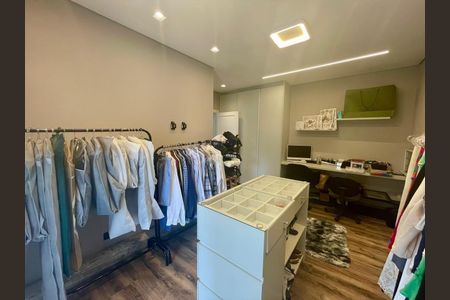 Casa de condomínio à venda com 360m², 3 quartos e 4 vagas Casa de condomínio à venda com 360m², 3 quartos e 4 vagasFoto 36