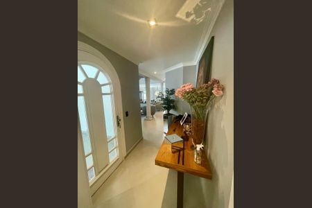 Casa de condomínio à venda com 360m², 3 quartos e 4 vagas Casa de condomínio à venda com 360m², 3 quartos e 4 vagasFoto 03