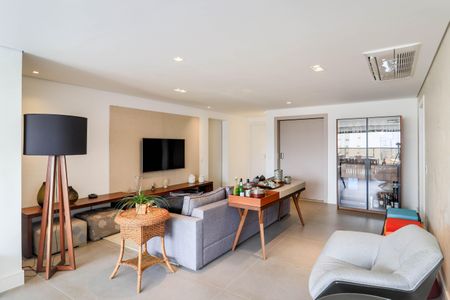 Apartamento à venda com 157m², 3 quartos e 2 vagas Apartamento à venda com 157m², 3 quartos e 2 vagasSala