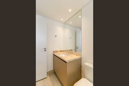 Apartamento à venda com 157m², 3 quartos e 2 vagas Apartamento à venda com 157m², 3 quartos e 2 vagasBanheiro da Suíte 3