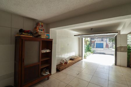 Casa à venda com 350m², 3 quartos e 3 vagas Casa à venda com 350m², 3 quartos e 3 vagasGaragem
