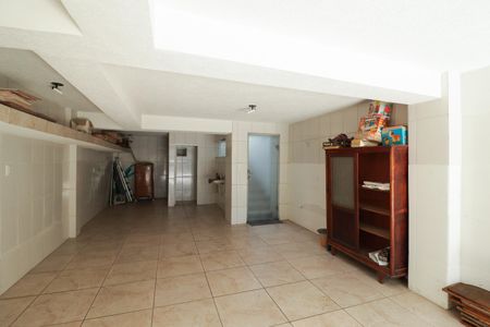 Casa à venda com 350m², 3 quartos e 3 vagas Casa à venda com 350m², 3 quartos e 3 vagasGaragem