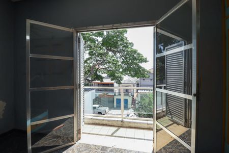 Casa à venda com 350m², 3 quartos e 3 vagas Casa à venda com 350m², 3 quartos e 3 vagasVaranda do Quarto 2