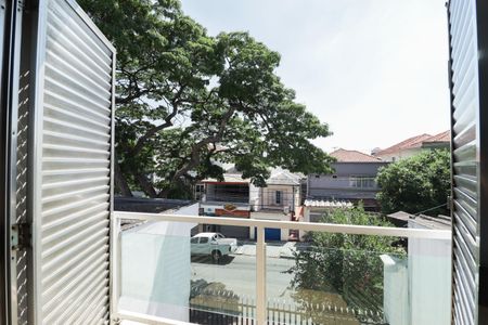 Casa à venda com 350m², 3 quartos e 3 vagas Casa à venda com 350m², 3 quartos e 3 vagasVaranda do Quarto 2