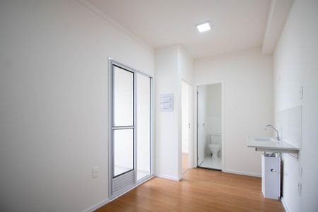 Sala/Cozinha de apartamento à venda com 1 quarto, 62m² em Jardim Monte Kemel, São Paulo