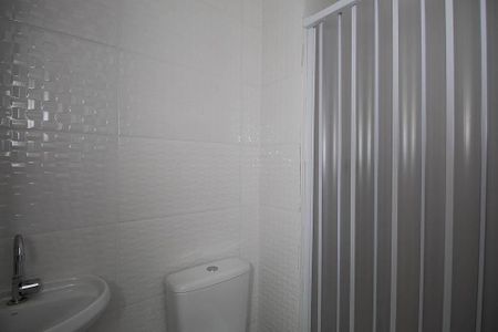 Apartamento para alugar com 32m², 2 quartos e sem vaga Apartamento para alugar com 32m², 2 quartos e sem vagaBanheiro