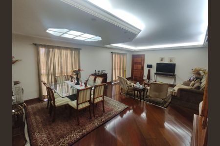 Apartamento à venda com 183m², 3 quartos e 3 vagas Apartamento à venda com 183m², 3 quartos e 3 vagasSala de jantar