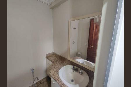 Apartamento à venda com 183m², 3 quartos e 3 vagas Apartamento à venda com 183m², 3 quartos e 3 vagasBanheiro