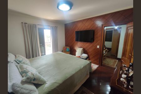 Apartamento à venda com 183m², 3 quartos e 3 vagas Apartamento à venda com 183m², 3 quartos e 3 vagasQuarto