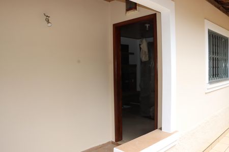 Casa para alugar com 4 quartos, 230m² em Pq S Rita de Cassia, Cotia