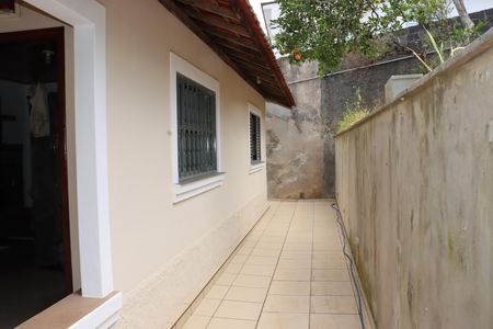 Casa para alugar com 4 quartos, 230m² em Pq S Rita de Cassia, Cotia