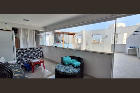 Apartamento à venda com 160m², 3 quartos e 3 vagasCobertura 