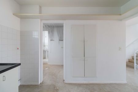 Apartamento à venda com 190m², 3 quartos e 2 vagas Apartamento à venda com 190m², 3 quartos e 2 vagasCozinha