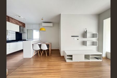 Sala de apartamento para alugar com 1 quarto, 52m² em Vila Olímpia, São Paulo