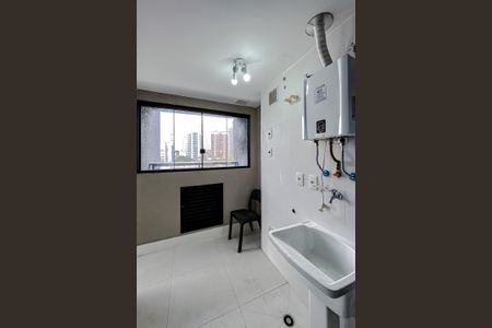 Apartamento para alugar com 134m², 3 quartos e 2 vagas Apartamento para alugar com 134m², 3 quartos e 2 vagasÁrea de Serviço