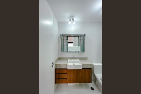 Apartamento para alugar com 134m², 3 quartos e 2 vagas Apartamento para alugar com 134m², 3 quartos e 2 vagasBanheiro da Suíte 3