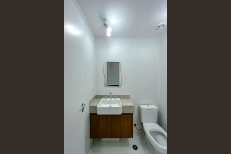 Apartamento para alugar com 134m², 3 quartos e 2 vagas Apartamento para alugar com 134m², 3 quartos e 2 vagasBanheiro da Suíte 2