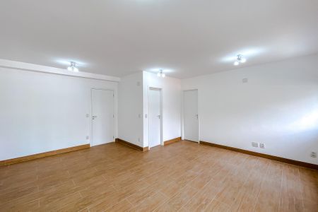 Apartamento para alugar com 134m², 3 quartos e 2 vagas Apartamento para alugar com 134m², 3 quartos e 2 vagasSala