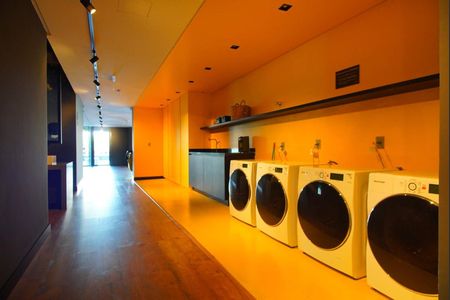 Apartamento à venda com 144m², 3 quartos e 2 vagas Apartamento à venda com 144m², 3 quartos e 2 vagasLavanderia