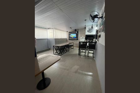 Apartamento para alugar com 103m², 2 quartos e 1 vaga