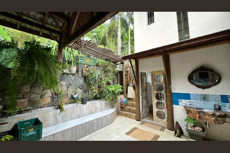 Casa à venda com 120m², 3 quartos e 4 vagasÁrea gourmet