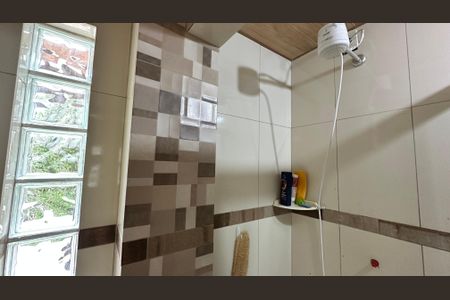 Casa à venda com 120m², 3 quartos e 4 vagasBanheiro quarto 3