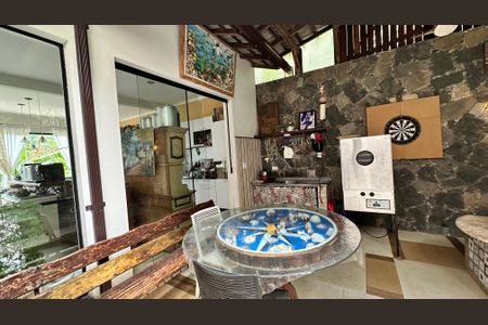 Casa à venda com 120m², 3 quartos e 4 vagasÁrea gourmet