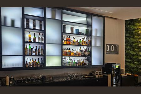 Apartamento para alugar com 32m², 1 quarto e 1 vagaLounge bar