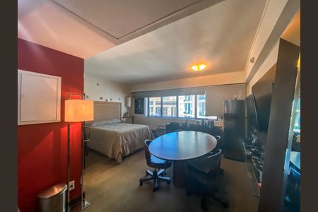 Quarto Suíte de apartamento para alugar com 1 quarto, 32m² em Indianópolis, São Paulo