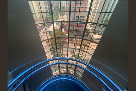 Apartamento para alugar com 32m², 1 quarto e 1 vagaElevador