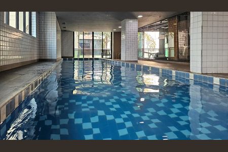 Apartamento para alugar com 32m², 1 quarto e 1 vagaÁrea comum - Piscina
