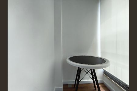 Studio para alugar com 35m², 1 quarto e sem vaga Studio para alugar com 35m², 1 quarto e sem vagaVaranda