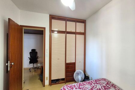 Apartamento à venda com 115m², 3 quartos e 2 vagasQuarto 2 