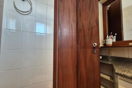 Apartamento à venda com 115m², 3 quartos e 2 vagasBanheiro