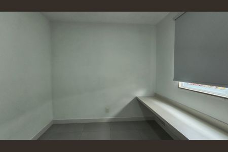 Apartamento à venda com 97m², 3 quartos e 2 vagasQuarto 2