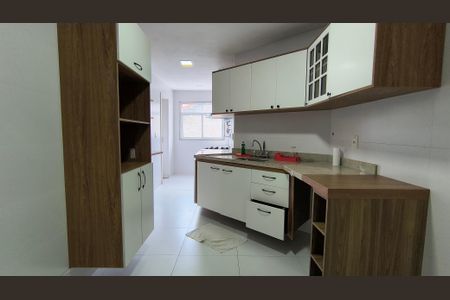 Apartamento à venda com 97m², 3 quartos e 2 vagasCozinha