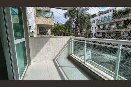 Apartamento à venda com 97m², 3 quartos e 2 vagasVaranda