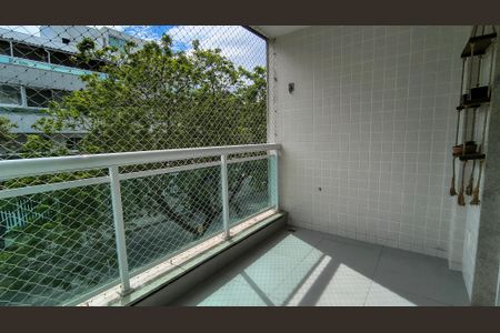 Apartamento à venda com 97m², 3 quartos e 2 vagasVaranda