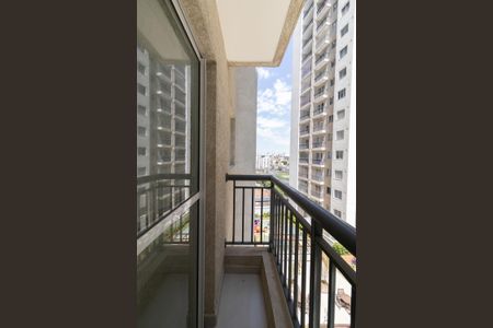 Apartamento à venda com 36m², 2 quartos e sem vaga Apartamento à venda com 36m², 2 quartos e sem vagaSacada Sala